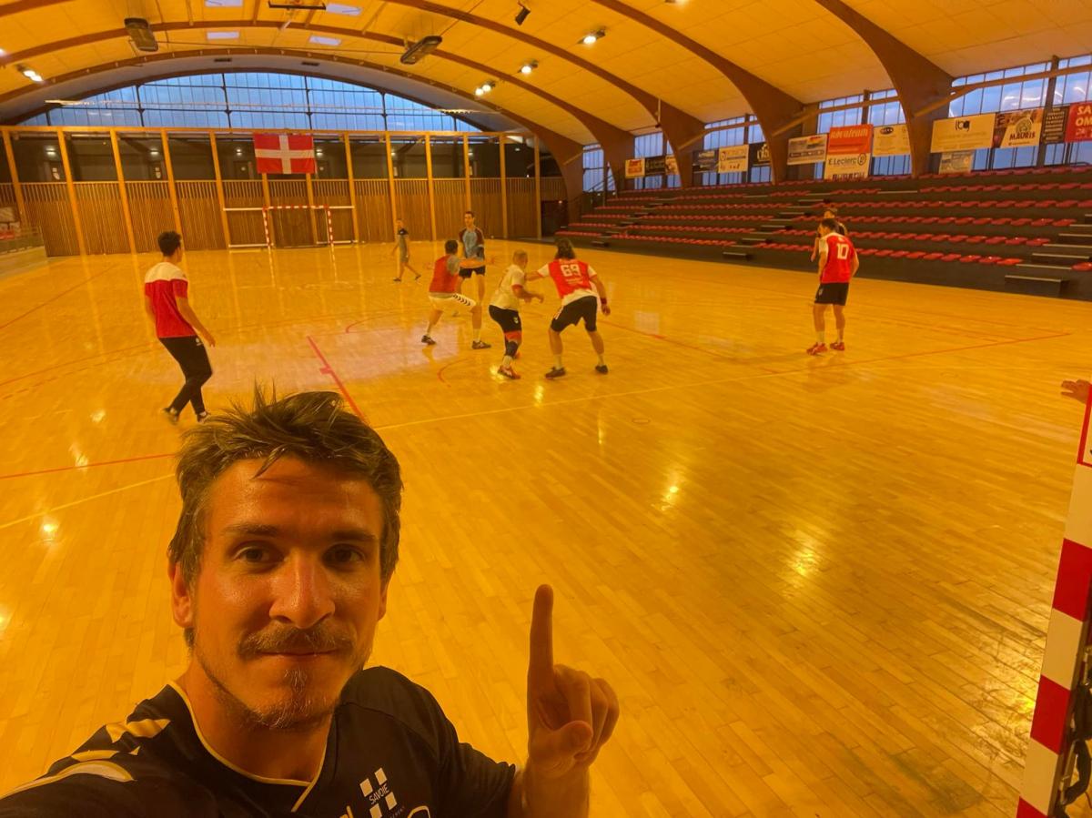 233600819_10218875403172348_6807925923586976234_n