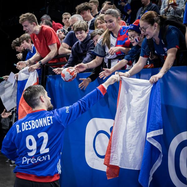 278753964_3261232610793680_3888230622762357035_n