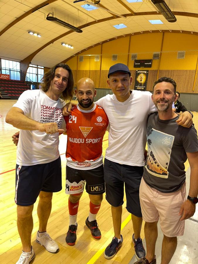 283472892_10220163621537002_6203561697159452314_n