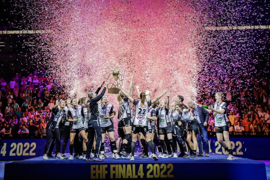 286043249_10159035056503666_5287959132008868368_n